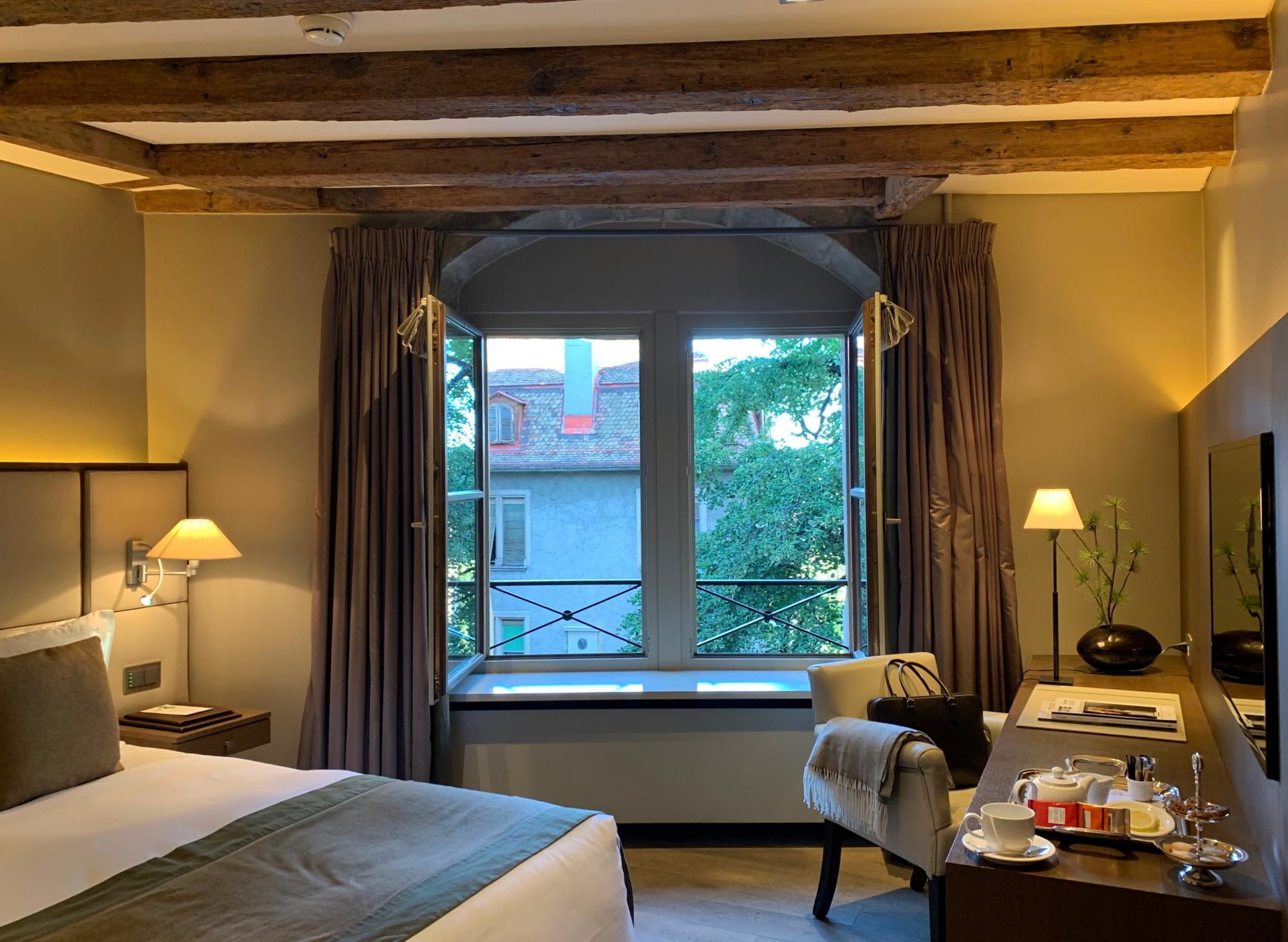 Hotel Les Armures Genf Exterior foto A room at the hotel